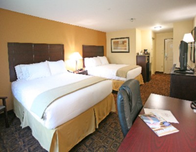 Two Queen Size Bed