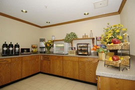 Breakfast Line- Fairfield Inn Lakewood/golden