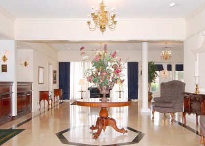 Spacious Lobby