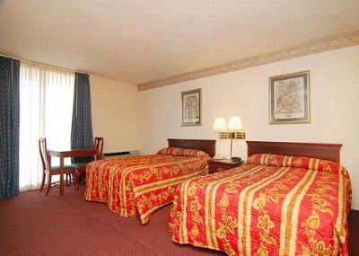 Guest Room With Queen Beds