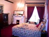 Deluxe King Fireplace Guestroom