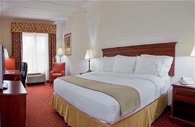 Holiday Inn Express & Suites Inverness - 