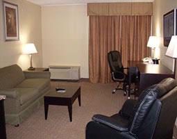 La Quinta Inn & Suites - Living Area Of King Suite