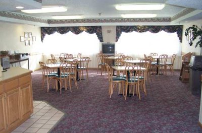 Country Inn & Suites - 