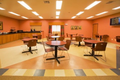 Free Deluxe Continental Breakfast