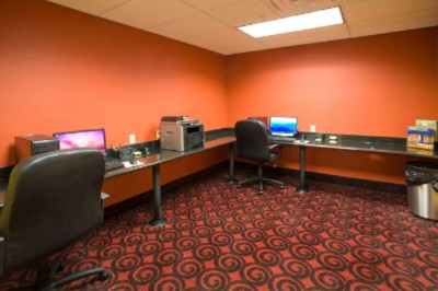 Business Center With High Speed Internet & Laser Printer/copier