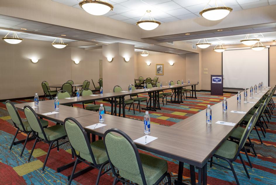 Hampton Inn Downtown Indianapolis - 