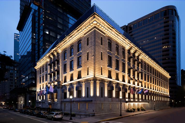 The Langham Boston - Classic Guest Room