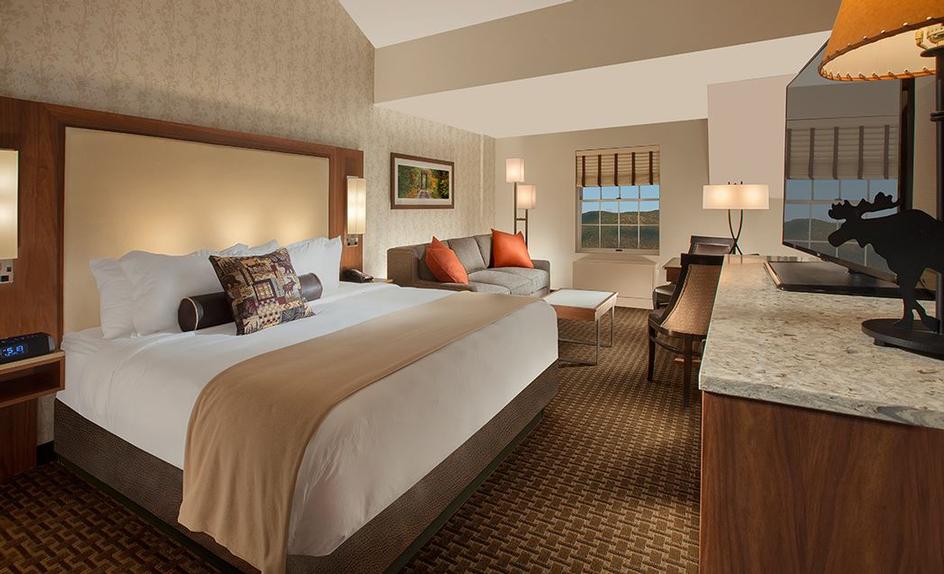 King Jacuzzi Suite