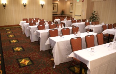 Hilton Garden Inn Colorado Springs Airport - Host Your Meeting Or Party 2100 Sq Ft Of Meeting Space.