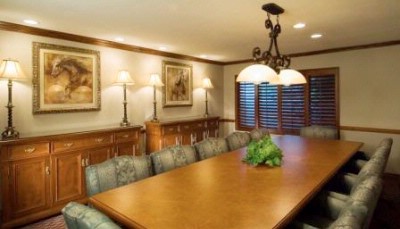 Piccadilly Inn Hotels - Elegant Meeting Rooms