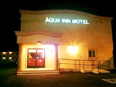 Aqua Inn Motel - Aqua Inn Motel