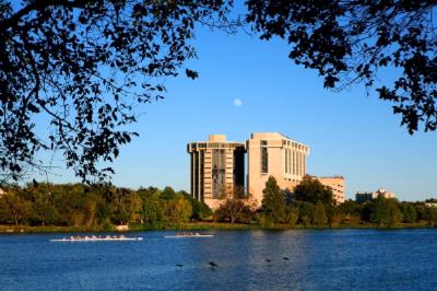 Holiday Inn Town Lake - Holiday Inn Town Lake
