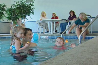 Heartland Inn Crossroads - Indoor Pool