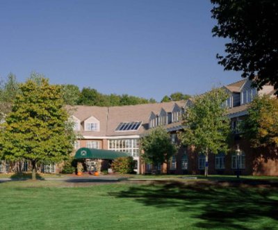 Avon Old Farms Hotel
