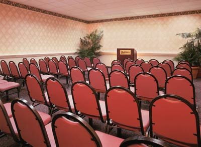 Orlando Metropolitan Resort - 