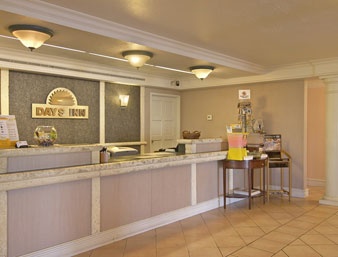 Days Inn Casper - Front Desk