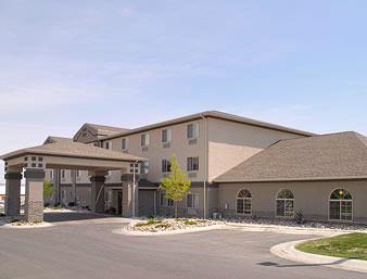 Super 8 East - Exterior
