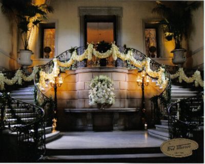 Oheka Castle Hotel & Estate - Grand Staircase