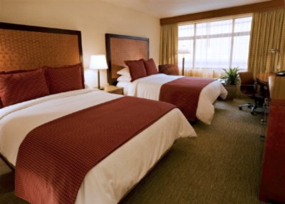 Paramount Hotel - Traditional Room With Two Queen Beds