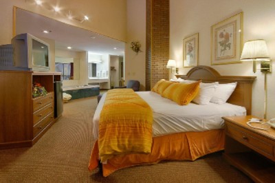 Baymont Inn & Suites Monroe - 