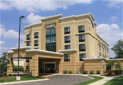 Holiday Inn Hotel & Suites Univ of Michigan Area - Hotel Building Front