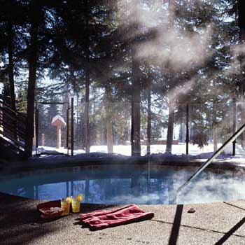 Kandahar's Outdoor Hot Tub