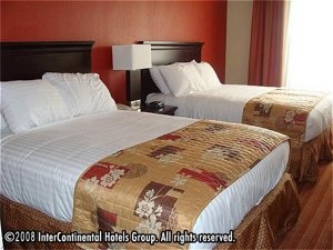Holiday Inn Hotel & Suites - Standard Two Queen Beds