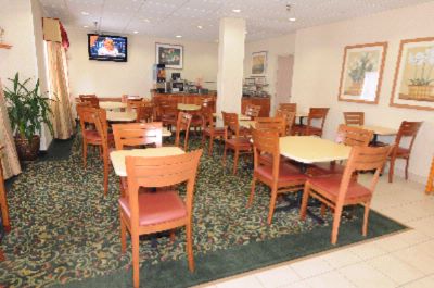 Marriott Faifield Inn Pensacola - 