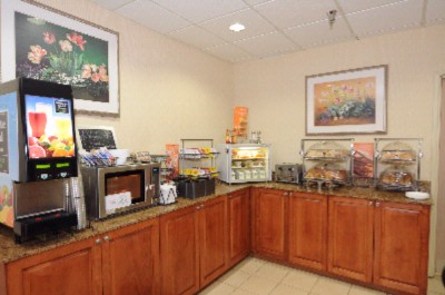 Marriott Faifield Inn Pensacola - 