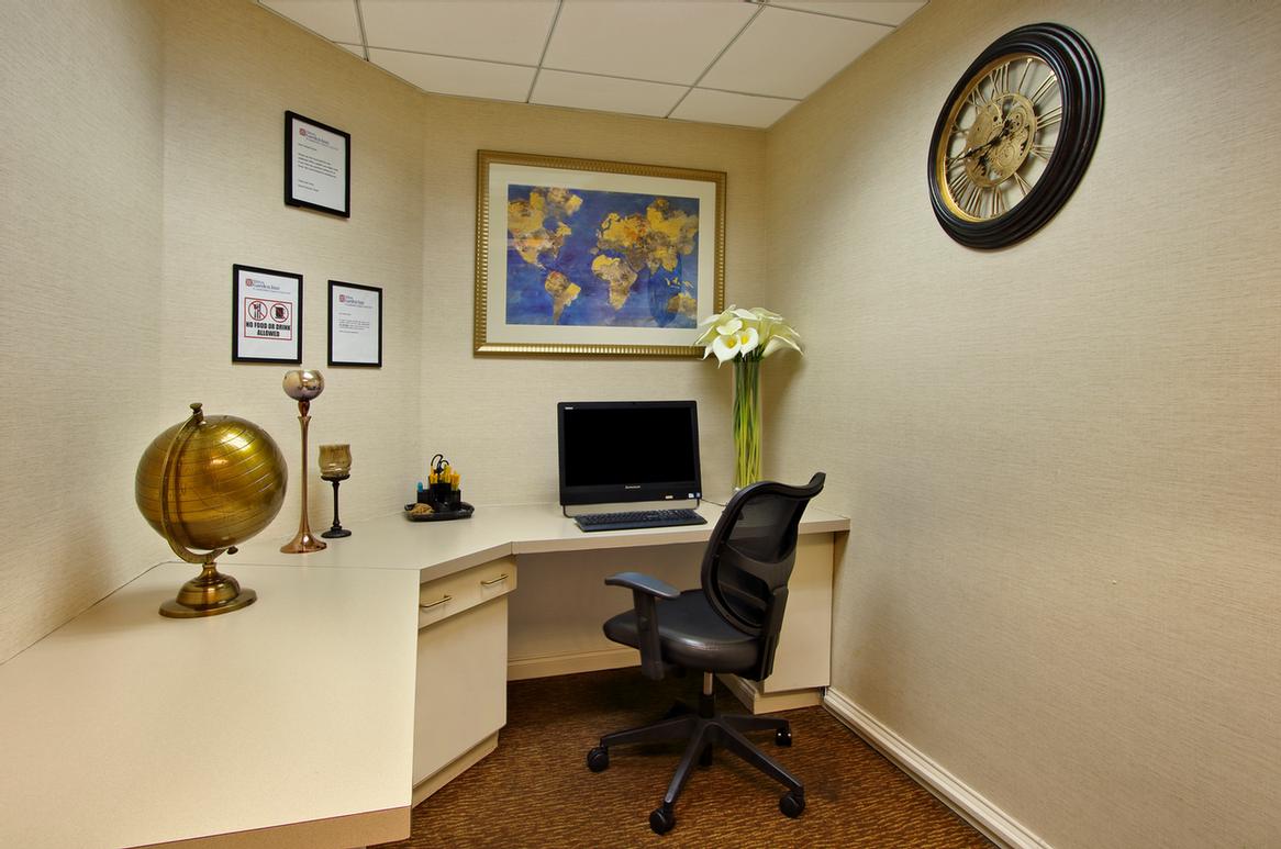 Hilton Garden Inn Fort Lauderdale / Hollywood Airp - 