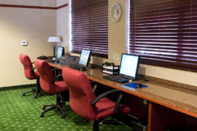Courtyard by Marriott Santa Clarita Valencia - Take Advantage Of Our Complimentary Business Center
