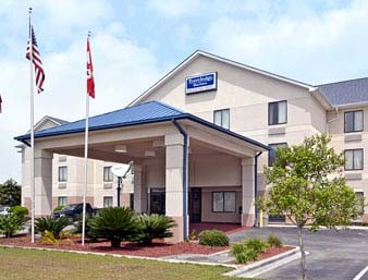 Image of Travelodge Suites