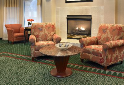 Courtyard by Marriott Hampton - Lobby