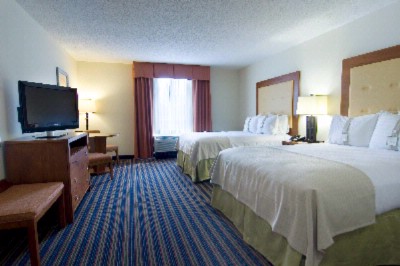 Holiday Inn Petersburg North Fortlee - Spacious Double Queen Room