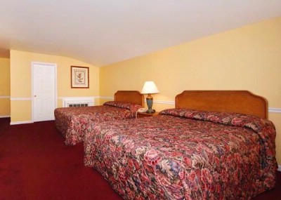 Rodeway Inn Lyons - 2 Queen Beds