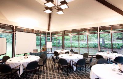 Talaris Conference Center - Lodge Conference Room