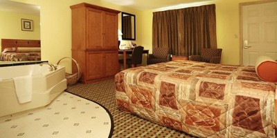 Deluxe Room W/kingsize Bed & Hot Tub