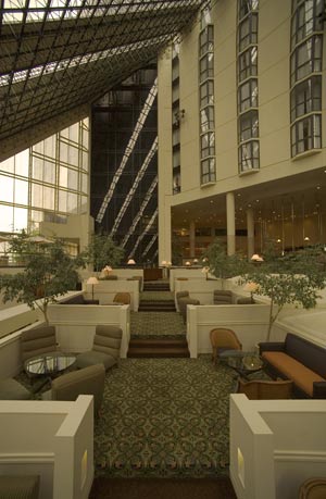Doubletree Hotel Dallas Near The Galleria - 