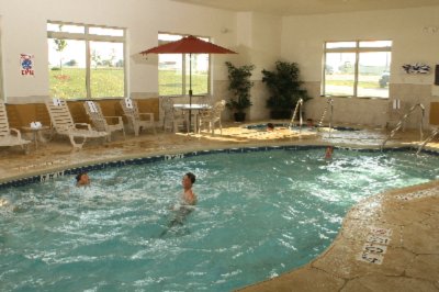 Comfort Inn Suites - Indoor Pool