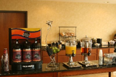 Comfort Inn Suites - Breakfast In Greatroom