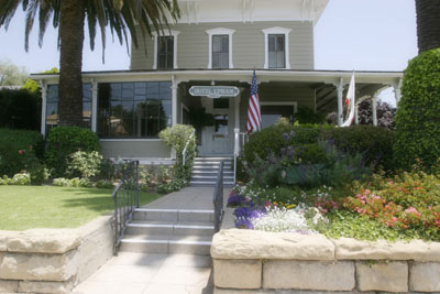 Upham Hotel - 