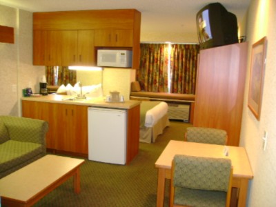 Microtel Inn & Suites - Suite