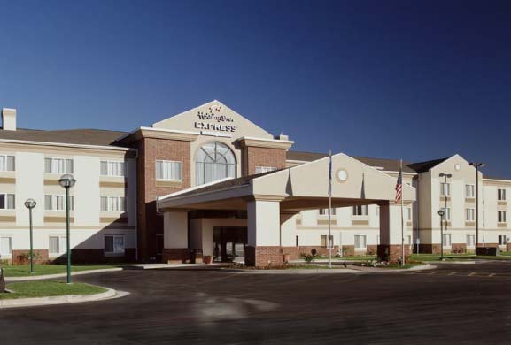 Holiday Inn Express - 