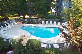 Five Season's Center Pool
