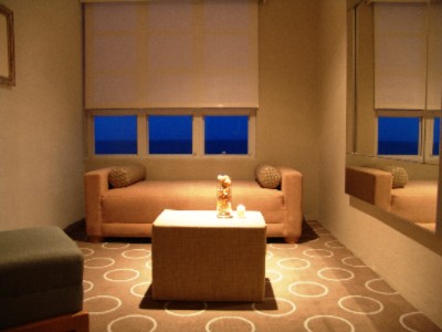 Normandie Hotel - Bedroom Sitting Area