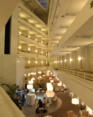 Normandie Hotel - Atrium Lobby