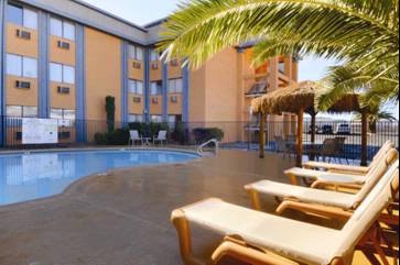 Best Western Mccarran Inn - Outdoor Heated Pool