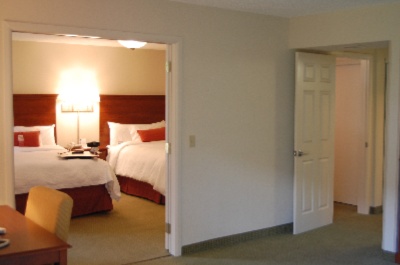 Hampton Inn Ocala - Double Queen Suite Part 1