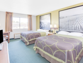 Super 8 Motel - 